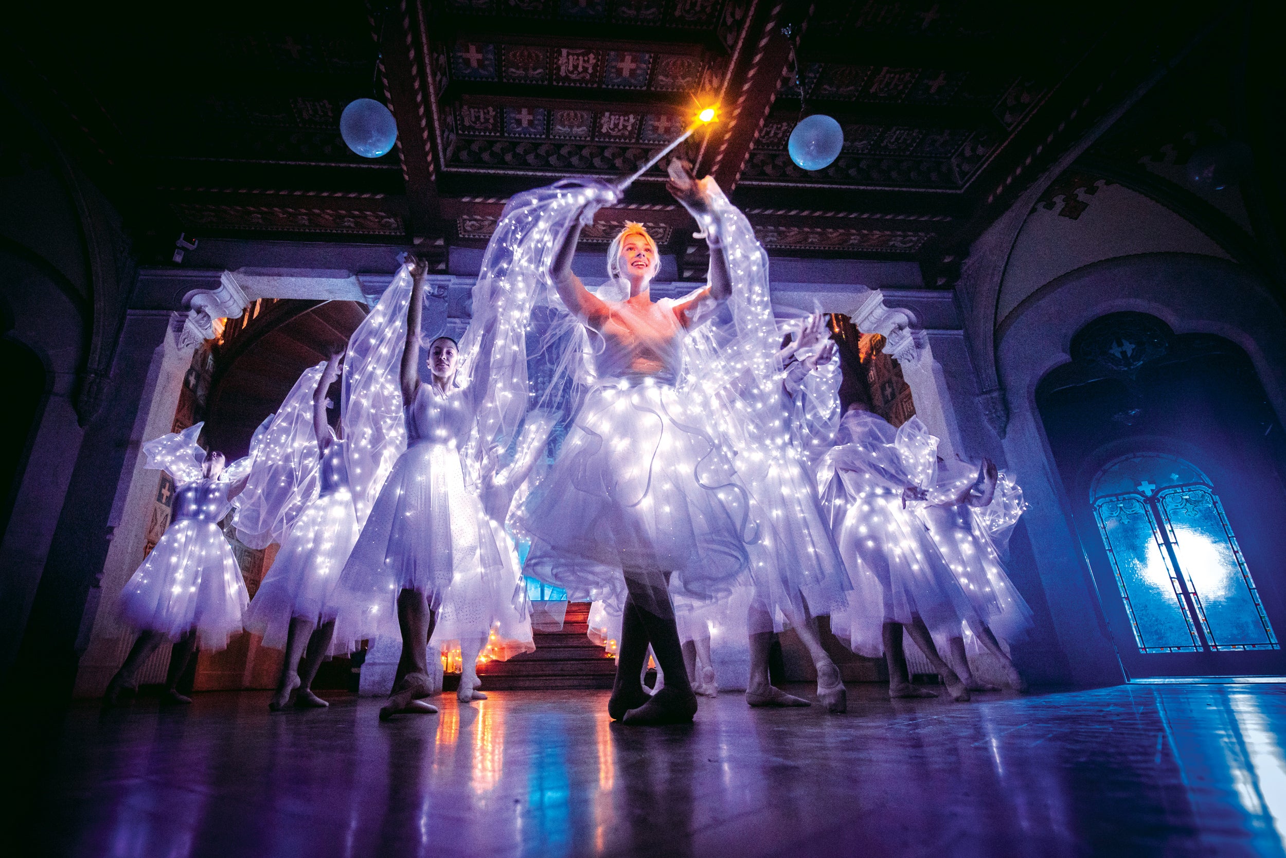 Andrea Bocelli Family Christmas - Ballerinas