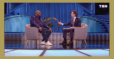 Join Pastors Joel Osteen and John Gray as they share their thoughts on how the church can lead the nation in reconciliation.  watch.tbn.org/praise/videos/hd-p061620